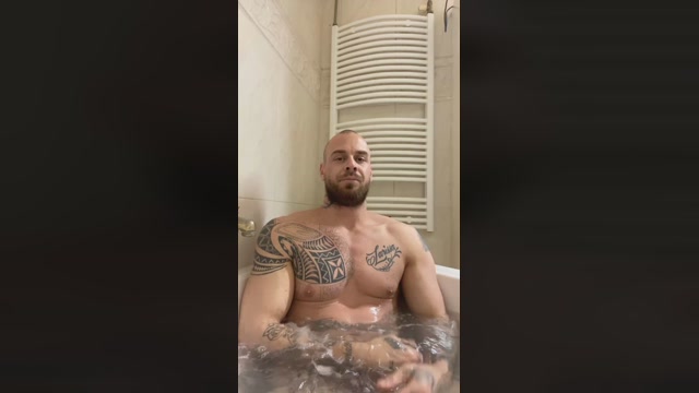 ToyMuscleBoy  04-02-2023 Recorded Video striptease
