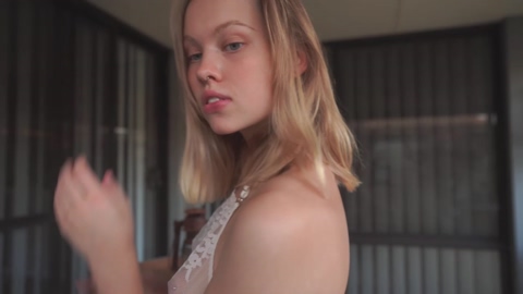 bibi_it_is 04-02-2023 Topless 