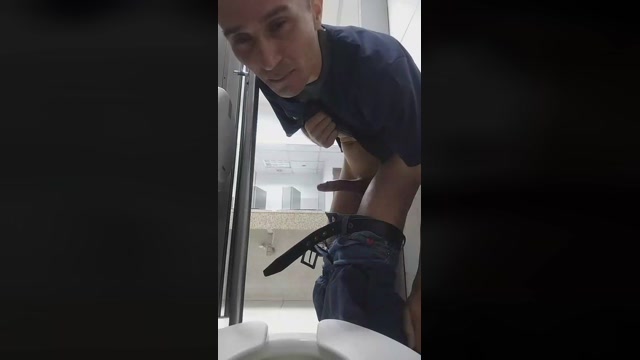 nacho20cmsexy  04-02-2023 Recorded Video legs