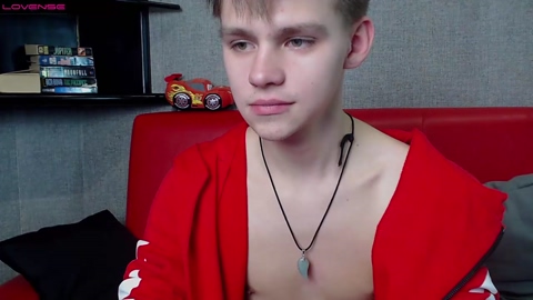 aristarkh_  06-02-2023 video kissing