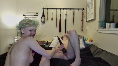 enby_dykes  06-02-2023 sexyfeet Couples