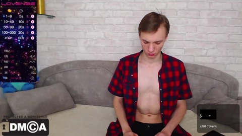 holy_bright  07-02-2023 video bicurious