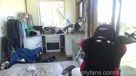 nezzey  09-02-2023 video twink