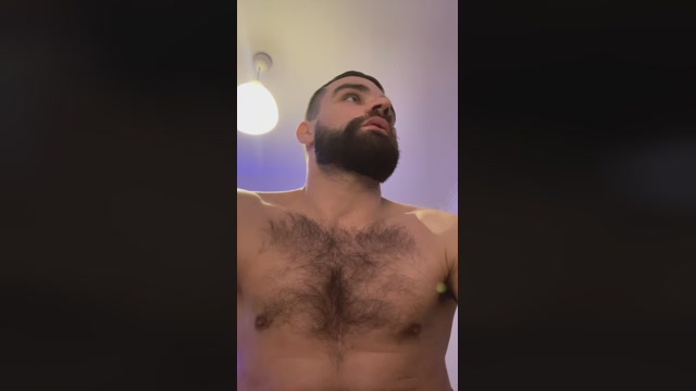 MaitreTerreur  11-02-2023 Recorded Video kissing