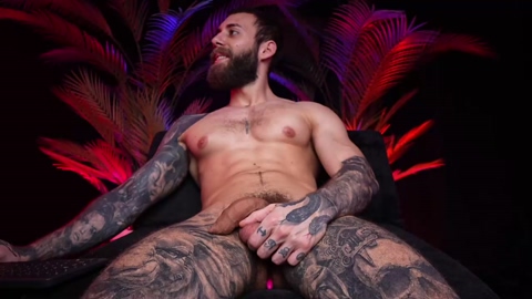 c_o_n_q_u_e_r  12-02-2023 video love