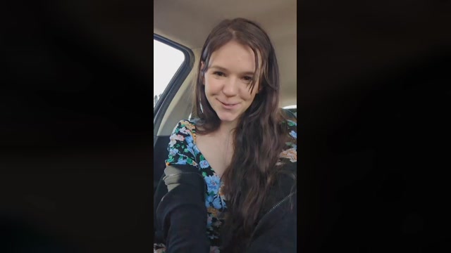 lucie_mehott 13-02-2023 Pretty 