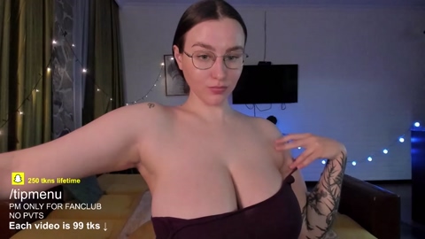 joliejoy  14-02-2023 lickpussy Females