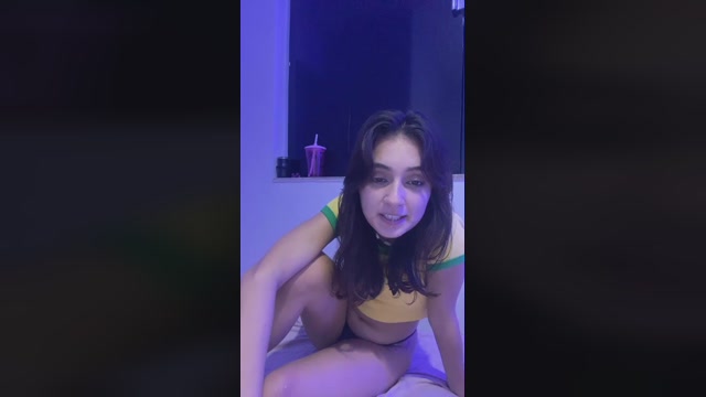 sarahriooss 14-02-2023 Topless 