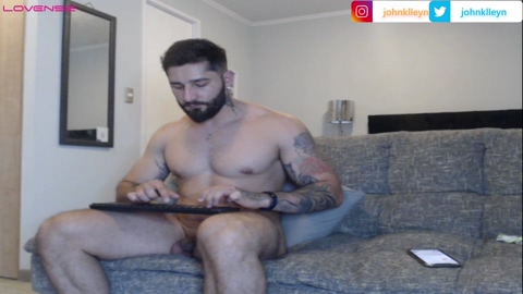 Johnklleyn  15-02-2023 Recorded Video skinny