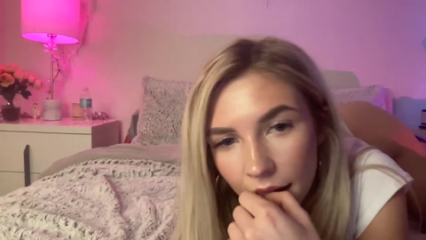 jadebabexoxoxo  18-02-2023 analsex Females