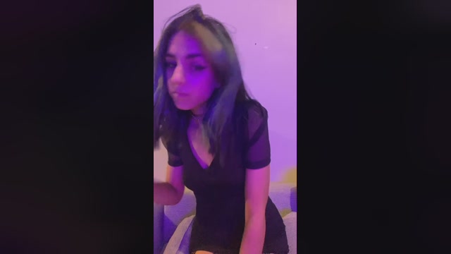 OliviaRaff 18-02-2023 bigass 