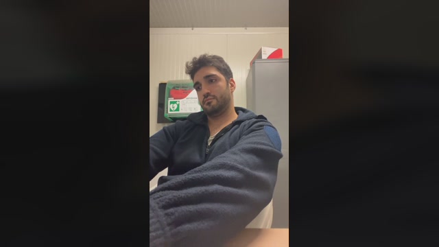Alexox00  21-02-2023 Recorded Video fingers