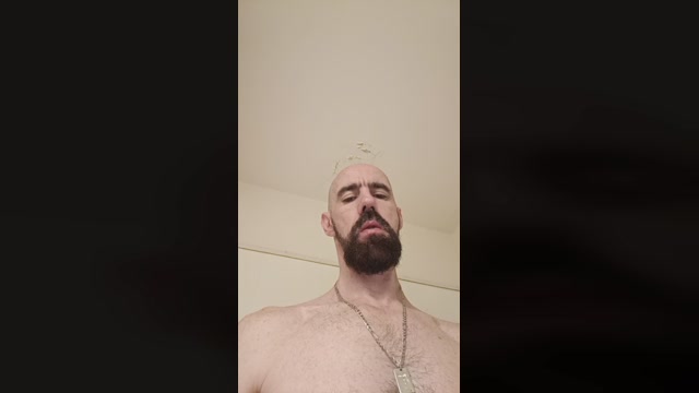 Majid1976  22-02-2023 Recorded Video fuckface