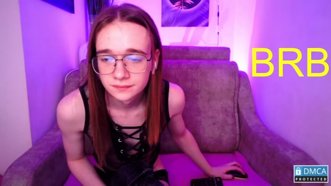 olive_boy  21-02-2023 video amateur