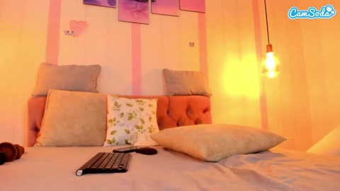 lupitalovee 02-03-2023 wet CamSoda
