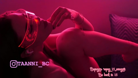 taanni_bc  04-03-2023 Webcam Females