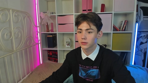 mark_crush  10-03-2023 video striptease