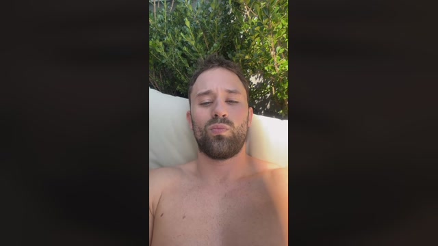 matteo_dv  09-03-2023 Recorded Video kissing