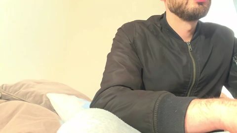 gros-seins-  14-03-2023 video Pretty