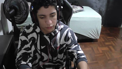 novinho_gaymer3