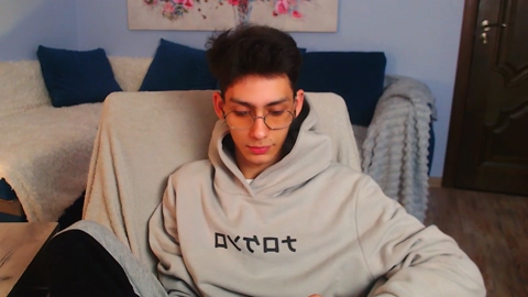 hisamuel_  19-03-2023 video kissing