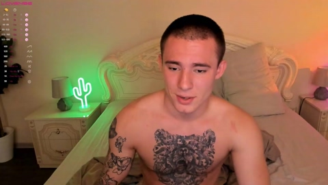 nikkyandstive 20-03-2023 boobs 