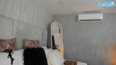 lauracriistina 20-03-2023 natural CamSoda