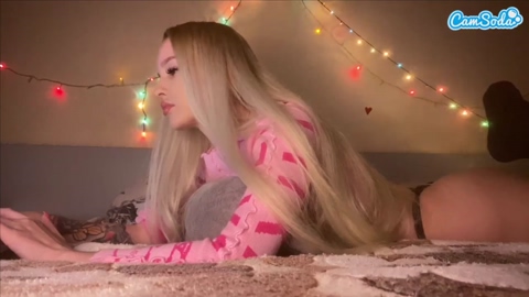 amanda-stacy 22-03-2023 kissing CamSoda