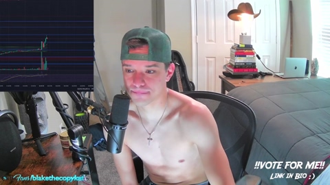letsplayblake  22-03-2023 video yummy