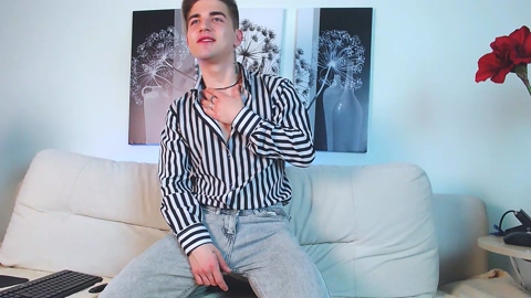 lovelykevin1  22-03-2023 video sweet