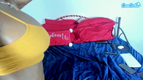 msbutterworths 23-03-2023 boobs CamSoda