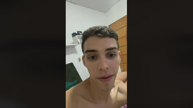 AlvaroHenrique  24-03-2023 Recorded Video kiss