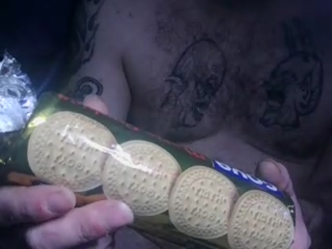 ParTyguy4200  23-03-2023 video kissing