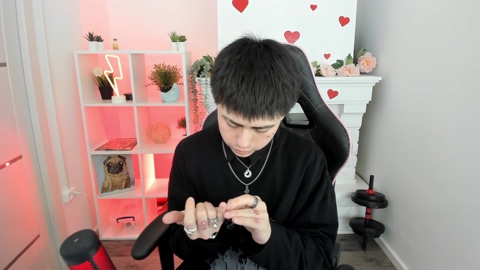 SleepyTenshi  24-03-2023 video kissing