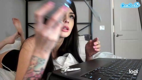 brina 25-03-2023 hard CamSoda