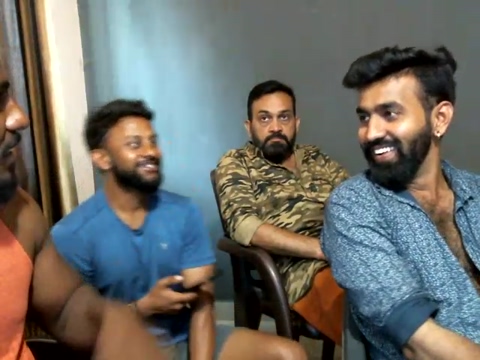 indianguys2021  27-03-2023 video kissing