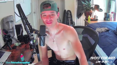 letsplayblake  27-03-2023 video bj-dildo