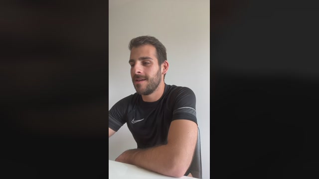 TonyH19  29-03-2023 Recorded Video kissing
