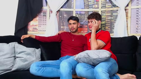 oversized_guy  28-03-2023 video gay