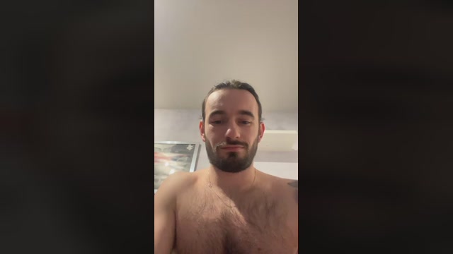 Axel7869  30-03-2023 Recorded Video kissing
