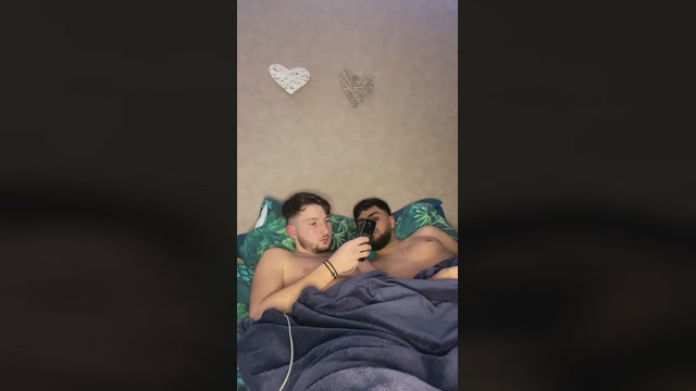 Sexyboyshow69  03-04-2023 Recorded Video kissing