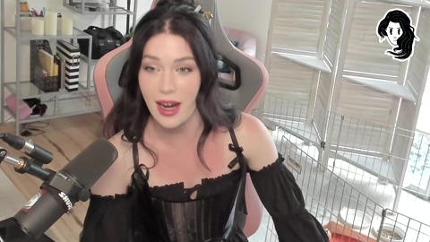evelynclaire  04-04-2023 Ass Females