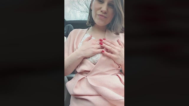Sexe_with_anna 05-04-2023 tits 