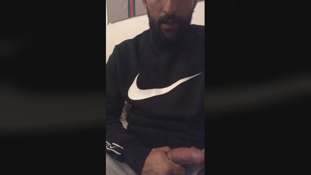 zakaria26  04-04-2023 Recorded Video twink