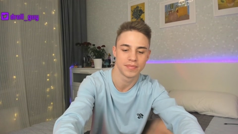 droll_guy  05-04-2023 video natural