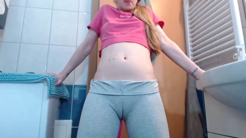 llovers4u2 08-04-2023 sexyfeet 