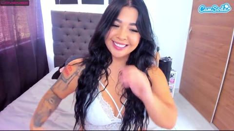 sophiabonner 08-04-2023 kiss CamSoda