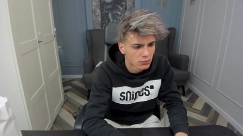 erikhawke  10-04-2023 video bj-dildo