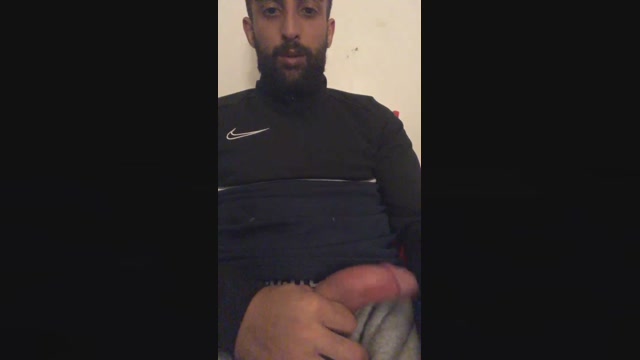 zakaria26  09-04-2023 Recorded Video jerking