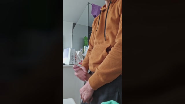 Cumhardboy03  13-04-2023 Recorded Video sexy